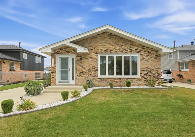 Photo 1 of Single family home for sale at 11748 S Laporte Ave, Alsip, IL 60803 | MLS# 12774689 | Listing updated on 2026-10-07