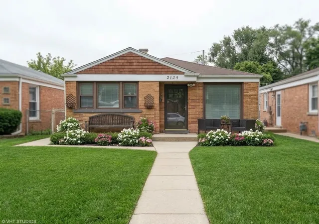 Single family home for sale at 2124 Seward St, Evanston, IL 60202 | MLS# 12774690
