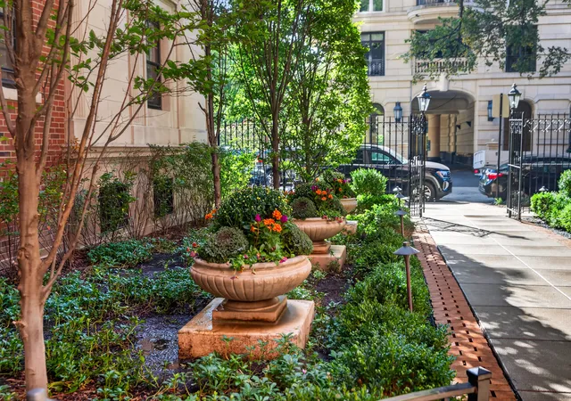 Photo 2 of Condo for sale at 400 W Deming Pl #3H, Chicago, IL 60614 | MLS# 12774693 | Listing updated on 2026-10-08