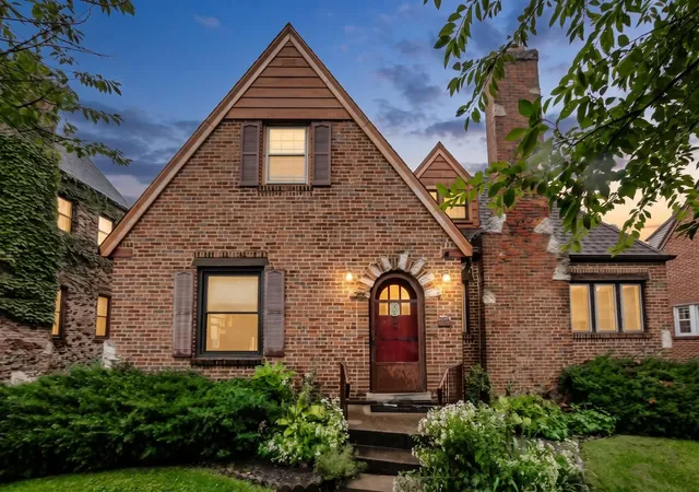 Photo 1 of Land for sale at 229 East Ave, Park Ridge, IL 60068 | MLS# 12774695 | Listing updated on 2026-10-21