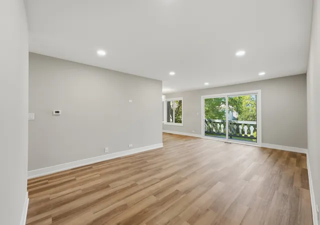 Photo 2 of Condo for sale at 1952 N Hidden Crk Cir #7, Palatine, IL 60074 | MLS# 12774697 | Listing updated on 2026-10-07