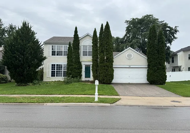 Photo 1 of Single family home for sale at 33 Buchanan Ln, Streamwood, IL 60107 | MLS# 12774699 | Listing updated on 2026-10-07