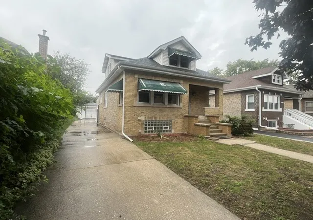 Photo 1 of Single family home for sale at 1430 S 10th Avenue, Maywood, IL 60153 | MLS# 12774718 | Listing updated on 2026-10-02