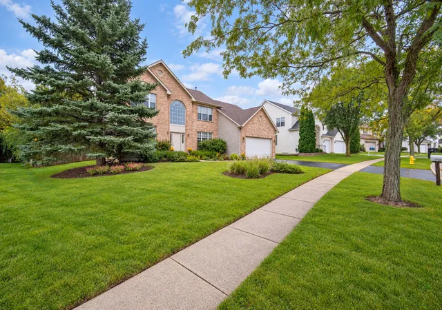 Photo 1 of Single family home for sale at 37103 N Bonnie Brae Rd, Lake Villa, IL 60046 | MLS# 12774719 | Listing updated on 2026-10-02