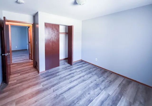 Photo 4 of Single family home for sale at 1807 Joanna Ave, Zion, IL 60099 | MLS# 12774721 | Listing updated on 2026-10-21