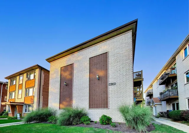 Photo 25 of Condo for sale at 6841 N Northwest Hwy #3C, Chicago, IL 60631 | MLS# 12774772 | Listing updated on 2026-10-08