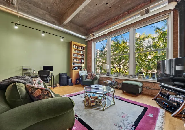 Photo 2 of Condo for sale at 2000 S Michigan Ave #304, Chicago, IL 60616 | MLS# 12774776 | Listing updated on 2026-10-08