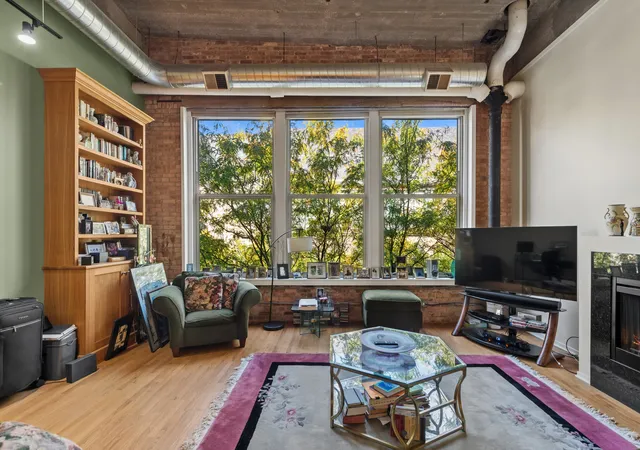 Photo 3 of Condo for sale at 2000 S Michigan Ave #304, Chicago, IL 60616 | MLS# 12774776 | Listing updated on 2026-10-08