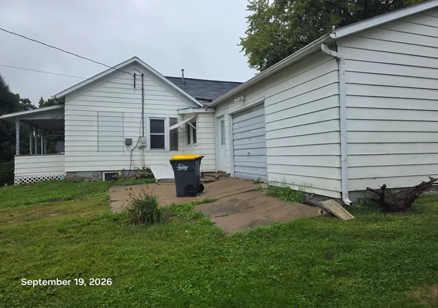 Photo 3 of Single family home for sale at 104 N Arthur St, Hanover, IL 61041 | MLS# 12774790 | Listing updated on 2026-10-07