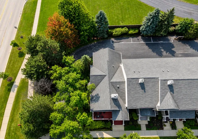 Photo 2 of Townhouse for sale at 394 Broadmoor Ln, Bartlett, IL 60103 | MLS# 12774812 | Listing updated on 2026-10-07
