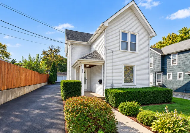 Photo 1 of Multi family home for sale at 425 E 9th Street, Lockport, IL 60441 | MLS# 12774830 | Listing updated on 2026-10-30