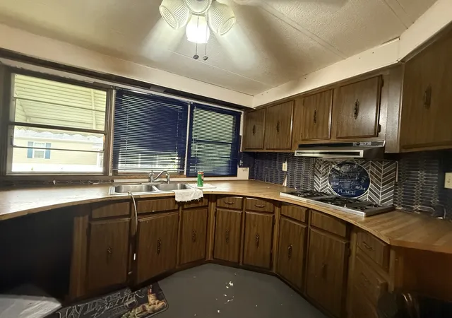 Photo 2 of Manufactured home for sale at 110 Huntsbridge Rd #110, Matteson, IL 60443 | MLS# 12774833 | Listing updated on 2026-10-07