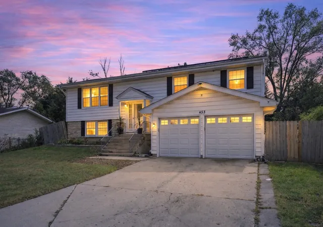 Photo 1 of Single family home for sale at 453 Cumberland Ln, Bolingbrook, IL 60440 | MLS# 12774865 | Listing updated on 2026-10-06