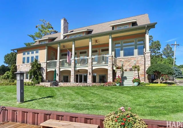 Photo 1 of Single family home for sale at 7719 Island Ln, Wonder Lake, IL 60097 | MLS# 12774870 | Listing updated on 2026-10-09