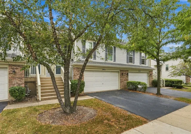 Photo 36 of Townhouse for sale at 2651 S Cedar Glen Dr, Arlington Heights, IL 60005 | MLS# 12774890 | Listing updated on 2026-10-07