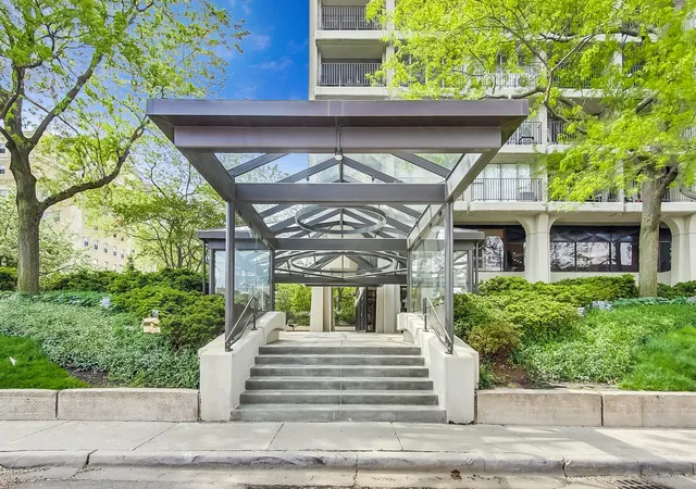 Photo 3 of Condo for sale at 1960 N Lincoln Park W #2601, Chicago, IL 60614 | MLS# 12774898 | Listing updated on 2026-10-07