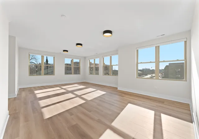 Photo 2 of Condo for sale at 224 S Western Ave #B, Chicago, IL 60612 | MLS# 12774918 | Listing updated on 2026-10-30