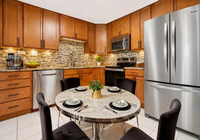 Photo 4 of Condo for sale at 375 Plum Crk Dr #312, Wheeling, IL 60090 | MLS# 12774922 | Listing updated on 2026-10-02