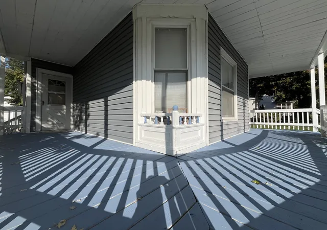 Photo 3 of Single family home for sale at 802 2nd Avenue, Aurora, IL 60505 | MLS# 12774968 | Listing updated on 2026-10-22