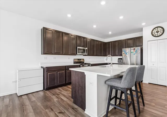 Photo 3 of Single family home for sale at 25753 W Springside St, Plainfield, IL 60586 | MLS# 12774970 | Listing updated on 2026-10-07