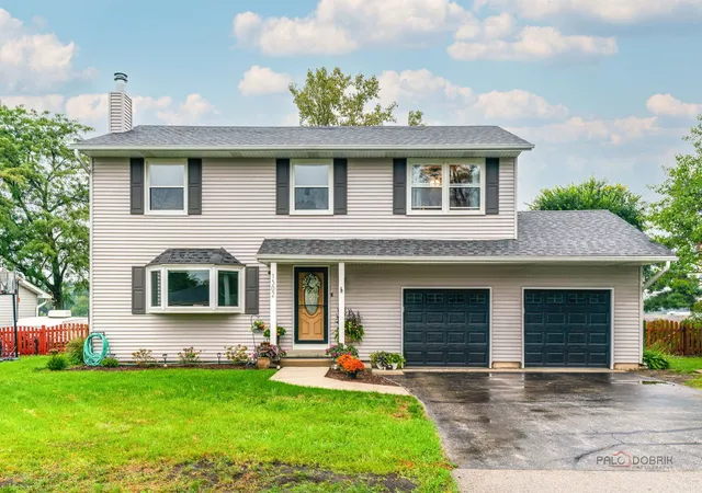 Photo 1 of Single family home for sale at 1502 Sunset Dr, Holiday Hills, IL 60051 | MLS# 12775010 | Listing updated on 2026-10-03