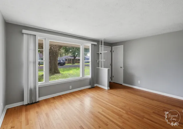 Photo 2 of Single family home for sale at 259 N Monroe Ave, Bradley, IL 60915 | MLS# 12775013 | Listing updated on 2026-10-02