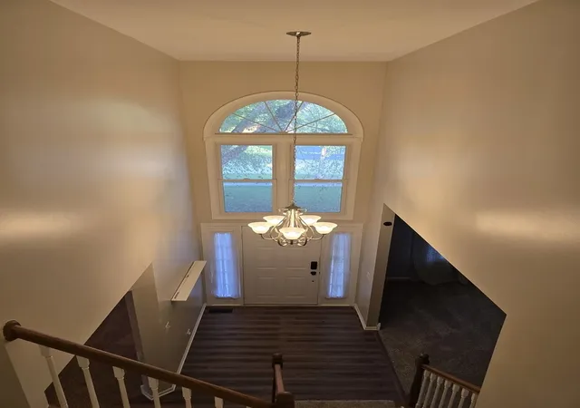 Photo 2 of Single family home for sale at 1441 Tanglewood Dr, Crystal Lake, IL 60014 | MLS# 12775031 | Listing updated on 2026-10-23
