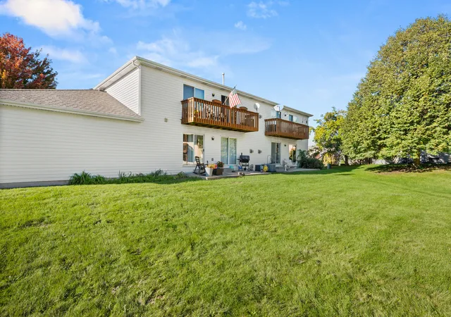 Photo 3 of Condo for sale at 954 Constance Ln #954, Sycamore, IL 60178 | MLS# 12775086 | Listing updated on 2026-10-05