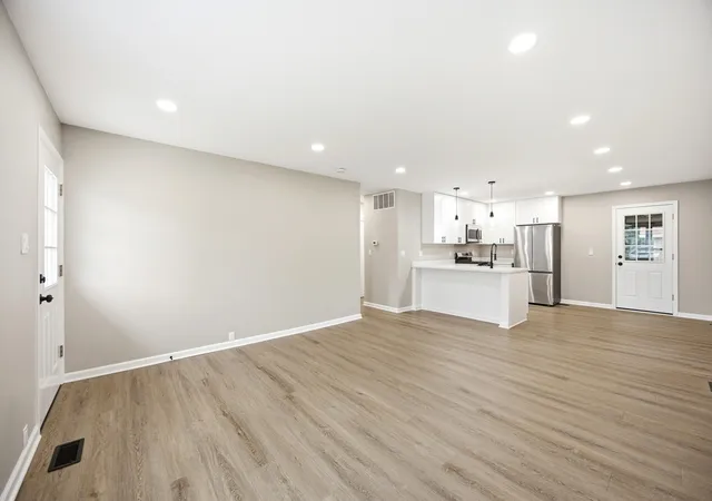 Photo 3 of Single family home for sale at 512 Concord Ave, Romeoville, IL 60446 | MLS# 12775130 | Listing updated on 2026-10-02