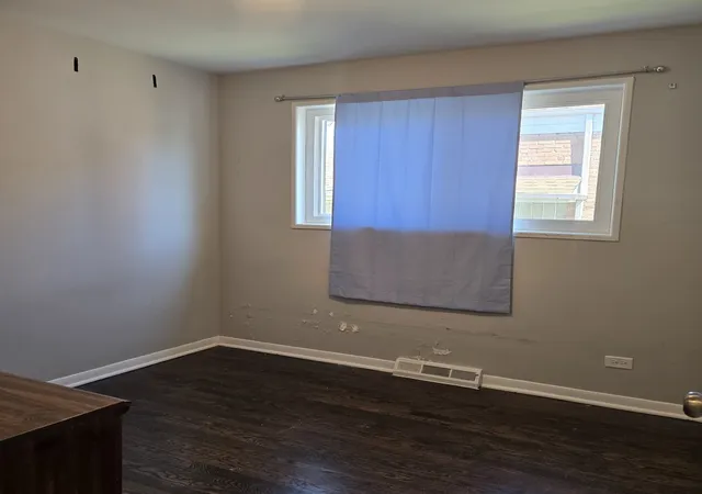Photo 3 of Single family home for sale at 14641 Avalon Ave, Dolton, IL 60419 | MLS# 12775189 | Listing updated on 2026-10-02