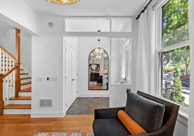 Photo 2 of Single family home for sale at 1728 N Hudson Ave, Chicago, IL 60614 | MLS# 12775199 | Listing updated on 2026-10-02