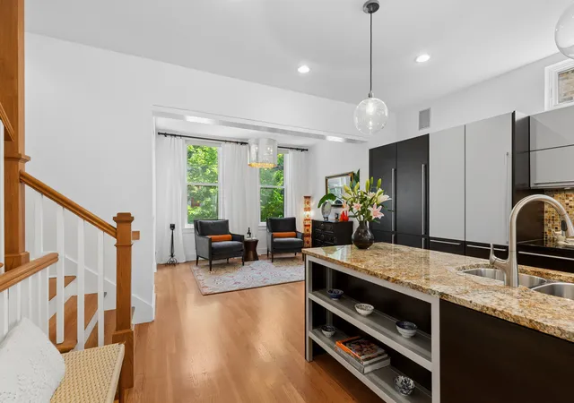 Photo 4 of Single family home for sale at 1728 N Hudson Ave, Chicago, IL 60614 | MLS# 12775199 | Listing updated on 2026-10-02