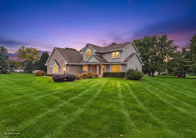 Photo 3 of Single family home for sale at 10373 Glen Abbey Close, Rockford, IL 61107 | MLS# 12775201 | Listing updated on 2026-10-02