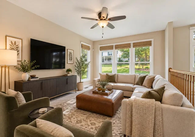 Photo 4 of Single family home for sale at 860 Saugatuck Trl, Vernon Hills, IL 60061 | MLS# 12775203 | Listing updated on 2026-10-27
