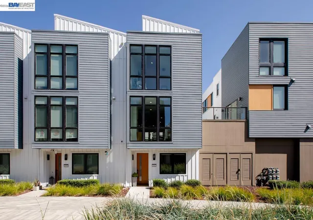 Condo for sale at 2042 Halo Ln #4, Alameda, CA 94501 | MLS# 12775218 | Listing updated on 2026-10-08