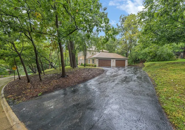 Photo 3 of Single family home for sale at 230 Saint Andrews Dr, Bolingbrook, IL 60440 | MLS# 12775229 | Listing updated on 2026-10-02