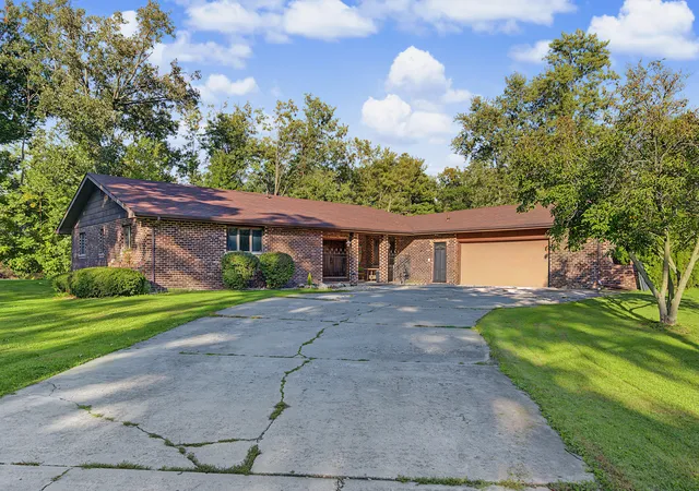 Single family home for sale at 23650 S Ashland Ave, Crete, IL 60417 | MLS# 12775243