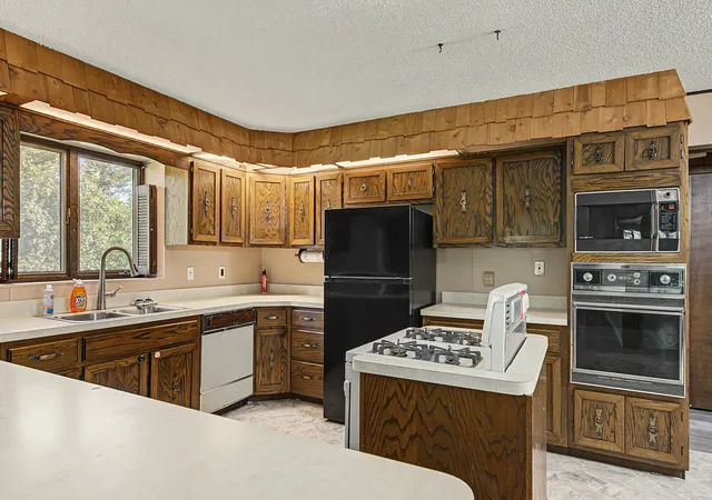 Photo 2 of Single family home for sale at 23650 S Ashland Ave, Crete, IL 60417 | MLS# 12775243 | Listing updated on 2026-10-20