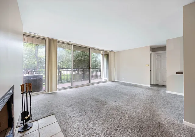 Photo 2 of Condo for sale at 6010 Oakwood Dr #2G, Lisle, IL 60532 | MLS# 12775258 | Listing updated on 2026-10-02