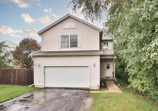 Photo 1 of Single family home for sale at 2 Terrace Ln, Lake Zurich, IL 60047 | MLS# 12775267 | Listing updated on 2026-10-08