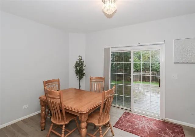 Photo 4 of Single family home for sale at 2 Terrace Ln, Lake Zurich, IL 60047 | MLS# 12775267 | Listing updated on 2026-10-08