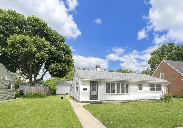 Photo 1 of Sale Pending at 3715 Kemman Ave, Brookfield, IL 60513 | MLS# 12775271 | Listing updated on 2026-10-02