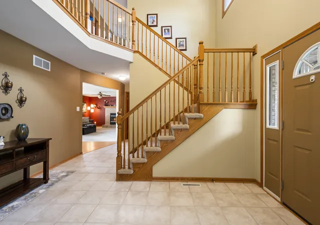 Photo 2 of Single family home for sale at 14455 W 147th Street, Homer Glen, IL 60491 | MLS# 12775286 | Listing updated on 2026-10-02