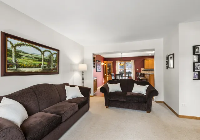 Photo 3 of Single family home for sale at 14455 W 147th Street, Homer Glen, IL 60491 | MLS# 12775286 | Listing updated on 2026-10-02