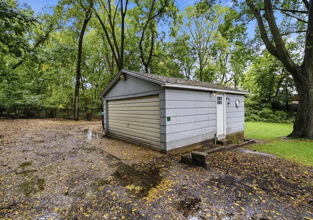 Photo 3 of Single family home for sale at 1315 34th Street, Moline, IL 61265 | MLS# 12775305 | Listing updated on 2026-10-07