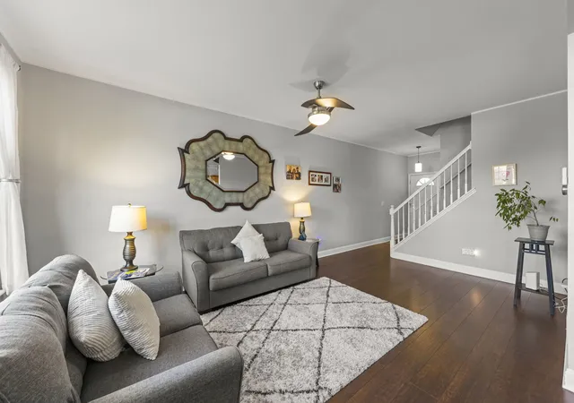 Photo 4 of Townhouse for sale at 8436 Stratford Dr, Tinley Park, IL 60487 | MLS# 12775387 | Listing updated on 2026-10-07