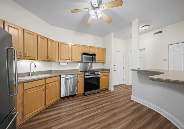 Photo 3 of Condo for sale at 3115 Town Sq Dr #408, Rolling Meadows, IL 60008 | MLS# 12775403 | Listing updated on 2026-10-02