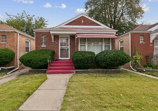 Photo 1 of Single family home for sale at 12613 S Throop St, Calumet Park, IL 60827 | MLS# 12775406 | Listing updated on 2026-10-21