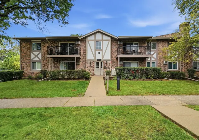 Listing Photo 1 - Condo for sale in building located at 9S110 Lake Dr, Willowbrook, IL 60527 - Unit #104