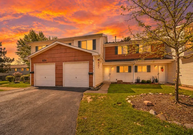 Photo 1 of Townhouse for sale at 526 Alton Ct, Carol Stream, IL 60188 | MLS# 12775421 | Listing updated on 2026-10-02